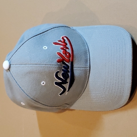 New York grey  Ball cap  preowned great condition one size  adjustable - Picture 1 of 5